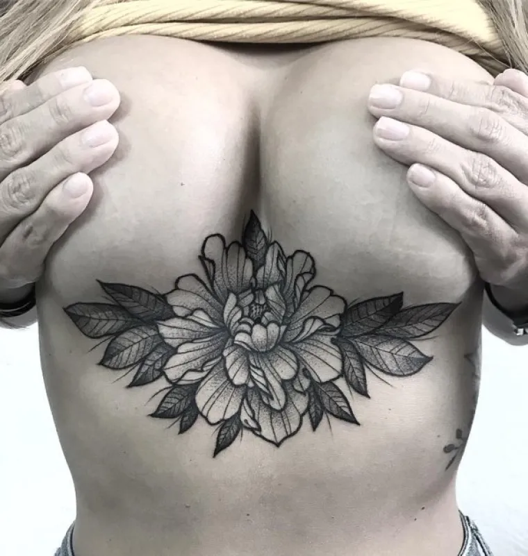 TINTOM ISTAKNULE ADUTE: Otkad su se tetovirale zaboravile su na majice, ali nitko se ne buni