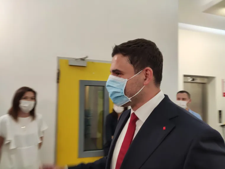 Oči u oči: Ljutiti rivali Bernardić i Plenković stigli su na sučeljavanje na RTL-u!