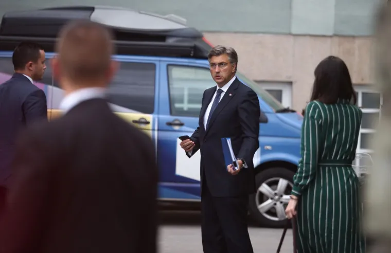 Oči u oči: Ljutiti rivali Bernardić i Plenković stigli su na sučeljavanje na RTL-u!