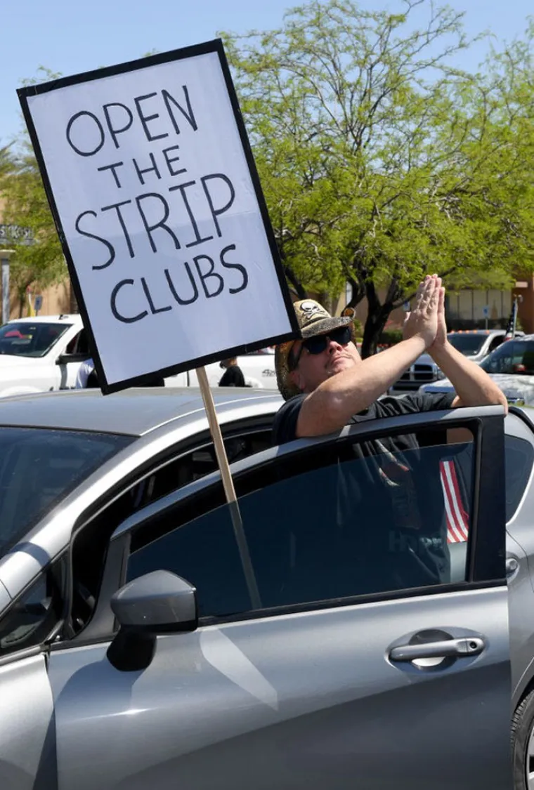 PITATE SE KAKO AMERIKA IMA NAJVI&Scaron;E ZARAŽENIH? Dopustite da vam ovi covidioti odgovore na to pitanje