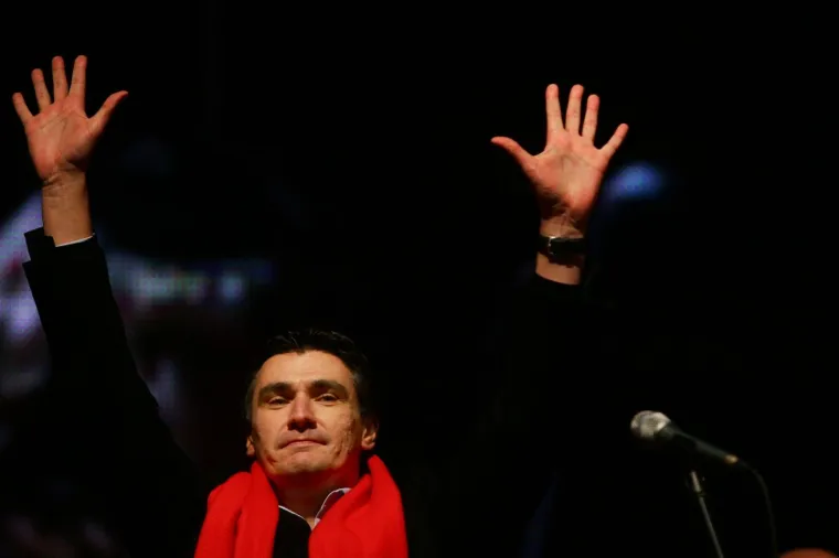 Zoran Milanović na skupu pred izbore 2007. godine.