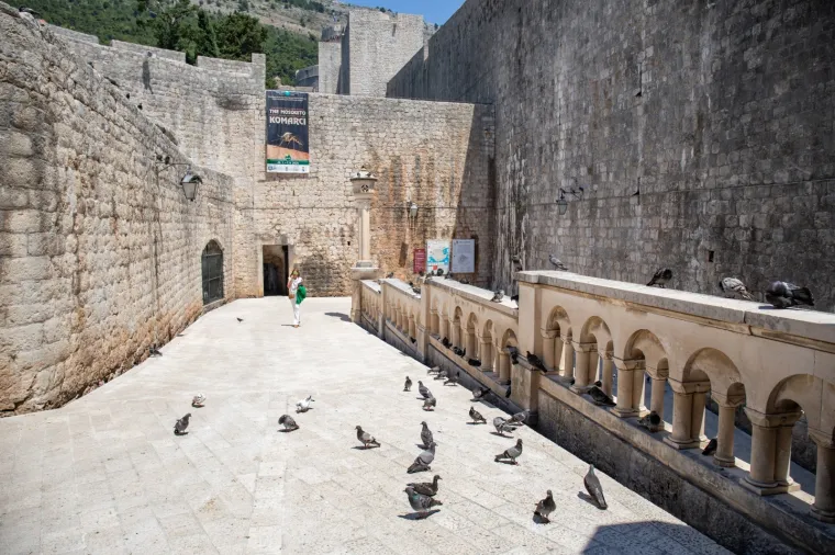 Usred turističke sezone: Poluprazne ulice stare dubrovačke jezgre