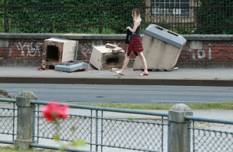 Mjesecima nakon potresa: Uništeni dimnjaci i dalje 'krase' zagrebačke ulice
