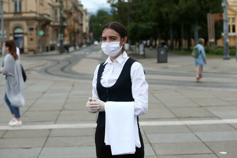 Zelena akcija izvela performans povodom Međunarodnog dana bez plastičnih vrećica