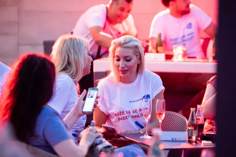 KERUM FE&Scaron;TAO S GRAĐANIMA U SPLITU: Ba&scaron; nitko se nije držao distance