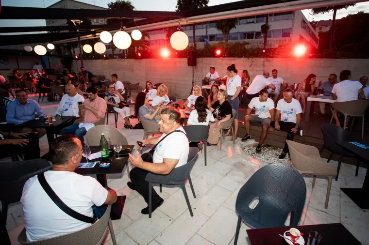 KERUM FE&Scaron;TAO S GRAĐANIMA U SPLITU: Ba&scaron; nitko se nije držao distance