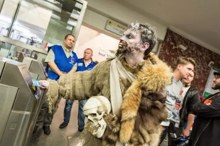 KAD OVO VIDITE BIT ĆE VAM DRAGO &Scaron;TO NEMAMO PODZEMNU: 15 prizora iz srca pakla. Ovaj... Iz srca metroa