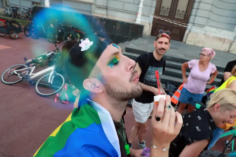 04.07.2020., Zagreb - Inicijativa Ponosni Zagreb organizirala prvi zagrebacki "Pride Ride", biciklisticku prosvjednu voznju.  
Photo: Sanjin Strukic/PIXSELL