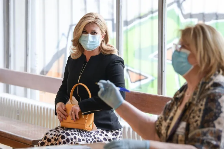 Jakov i Željko u drugom planu: Biv&scaron;a predsjednica Kolinda Grabar-Kitarović i Fani Kerum ukrale pažnju na izborima