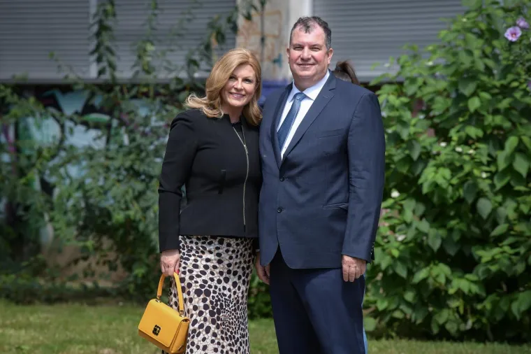 Jakov i Željko u drugom planu: Biv&scaron;a predsjednica Kolinda Grabar-Kitarović i Fani Kerum ukrale pažnju na izborima