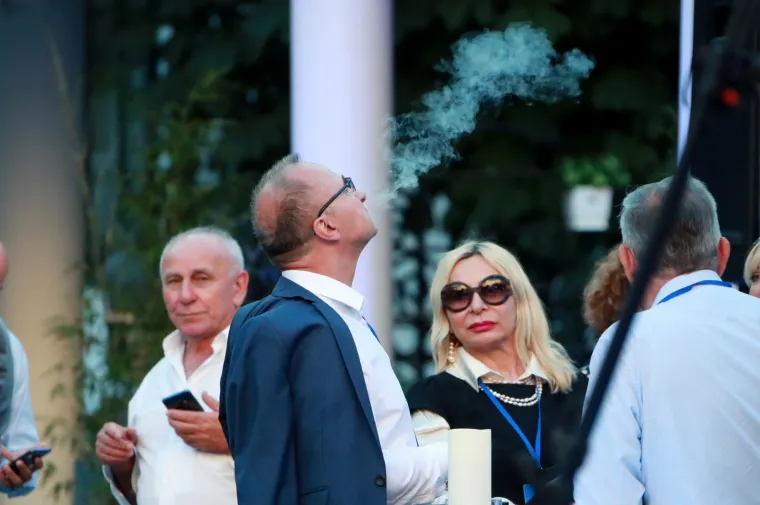 Pogledajte atmosferu u HDZ-u nakon fenomenalnih rezultata izlaznih anketa