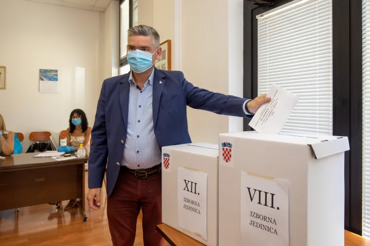 Pogledajte tko je sve od poznatih izašao na parlamentarne izbore