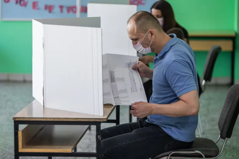 Pogledajte tko je sve od poznatih iza&scaron;ao na parlamentarne izbore