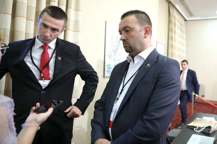 Atmosfera u stožeru Domovinskog pokreta Miroslava &Scaron;kore