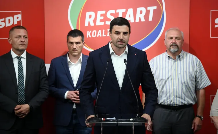 S jedne strane tuga, s druge veselje: Pogledajte raspoloženje u HDZ-u i SDP-u nakon rezultata