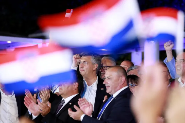 Andrej Plenković održao pobjednički govor: 'Sad ćemo se proveseliti, a od sutra opet radimo za Hrvatsku'