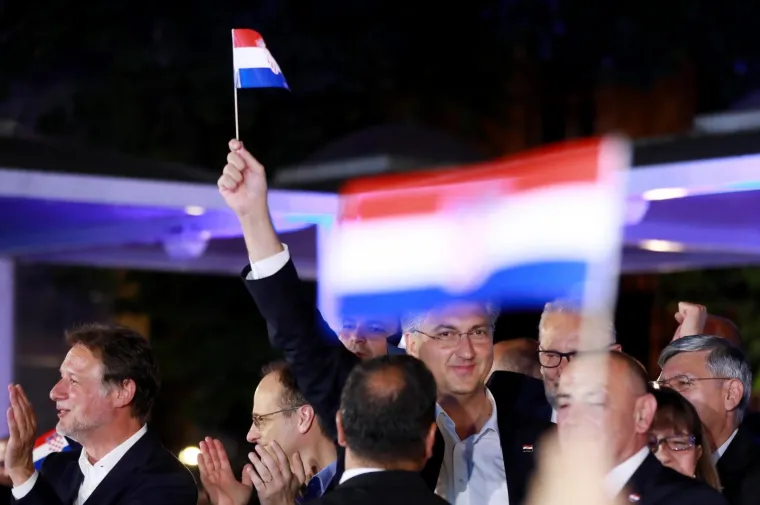 Andrej Plenković održao pobjednički govor: 'Sad ćemo se proveseliti, a od sutra opet radimo za Hrvatsku'