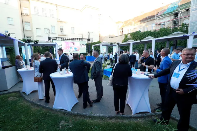 05.07.2020., Zagreb - Docek izbornih rezultata u stozeru HDZ-a u Arheoloskom muzeju. Photo: Sanjin Strukic/PIXSELL