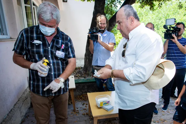FANI ZASJENILA KERUMA U KREACIJI OD 17.000 KUNA: Svi su pogledi bili na njezinim oblinama u pripijenoj haljini