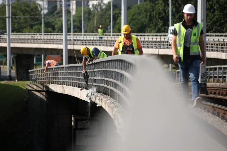 Prometne gužve u Zagrebu: Počela sanacija Mosta mladosti, trajat će godinu dana