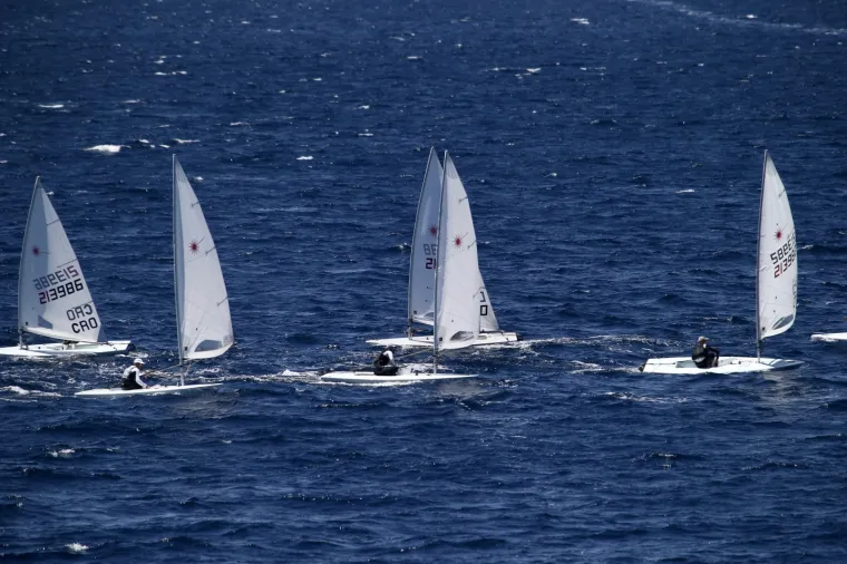 Prekrasan prizor u splitskom akvatoriju: Trening jedriličara uoči Prvenstva Hrvatske