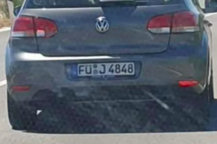 I AM SINGL, GABOR: Ove tablice viđene u Dalmaciji će vam uljepšati dan
