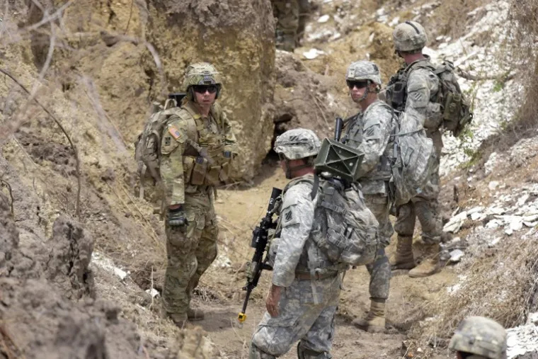 'S 18 godina ne smiju popiti pivo, ali ih zato mogu poslati na drugi kraj svijeta da ubijaju ljude.'