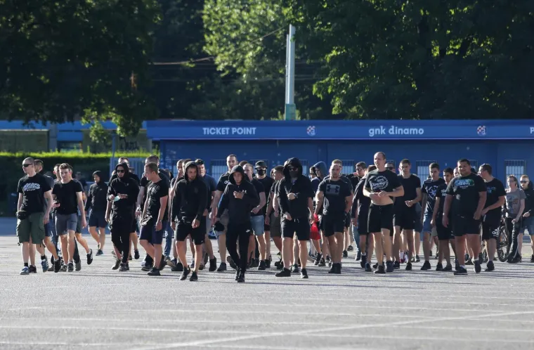 Boysi su revoltirani povratkom Zorana Mamića na Dinamovu klupu, čovjeka koji je zajedno s bratom Zdravkom osuđen da je iz kluba izvukao vi&scaron;e od 100 milijuna kuna te o&scaron;tetio državni proračun za 16 milijuna kuna.