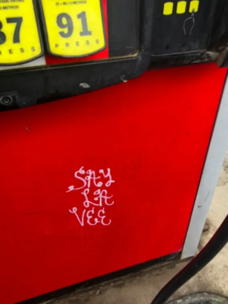 BRUKA KAKVU ODAVNO NE PAMTIMO: Poku&scaron;ajte ne poludjeti na ove junake koji ne barataju osnovnim pojmovima