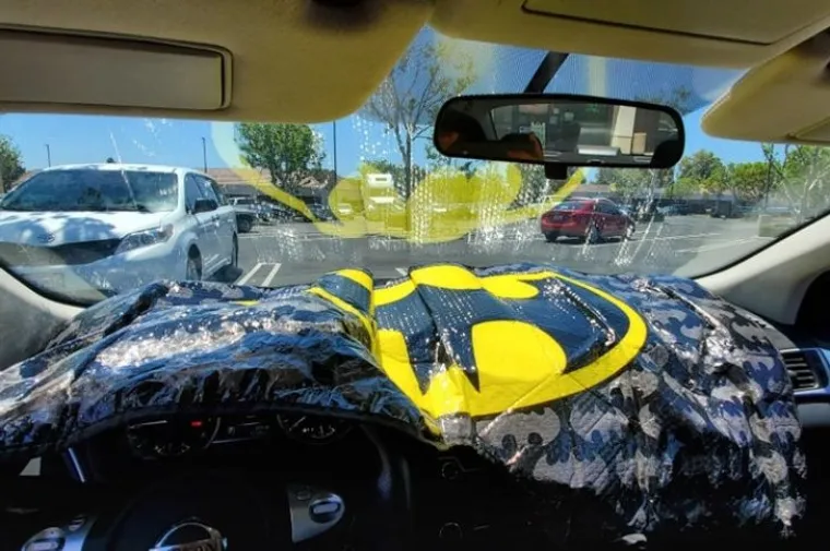 ZNAMO, VRUĆE JE, ALI BAREM SE NE OTAPAJU STVARI OKO NAS: Nakon ovih fotki poželjet ćete sladoled ili hladni tu&scaron;