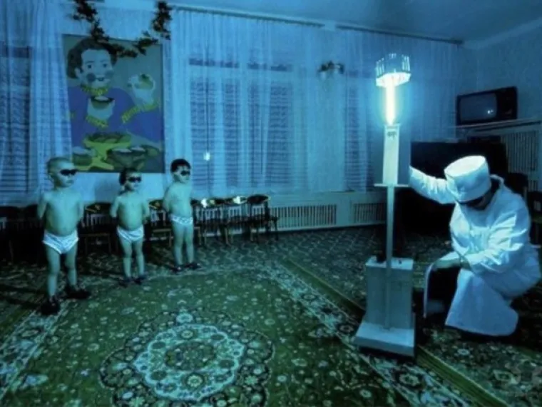 Ovako djeca iz Sibira primaju UV svjetlost tijekom dugih noći