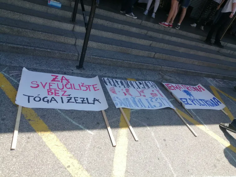 Inicijativa za Filozofski ide Plenkoviću: Nose 8000 potpisa za smjenu rektora Borasa