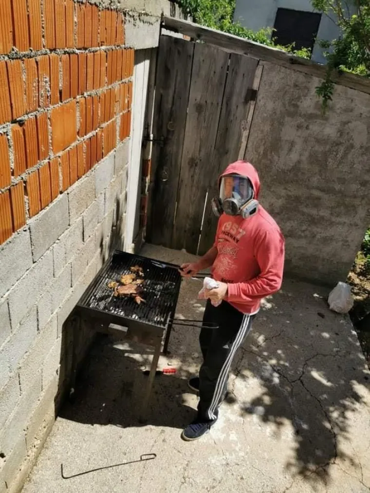 Pogledajte kako se Hrvati snalaze kad nemaju masku