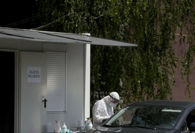 Ovako izgleda drive in testiranje na koronavirus u Nastavnom zavodu 'Dr. Andrija &Scaron;tampar'