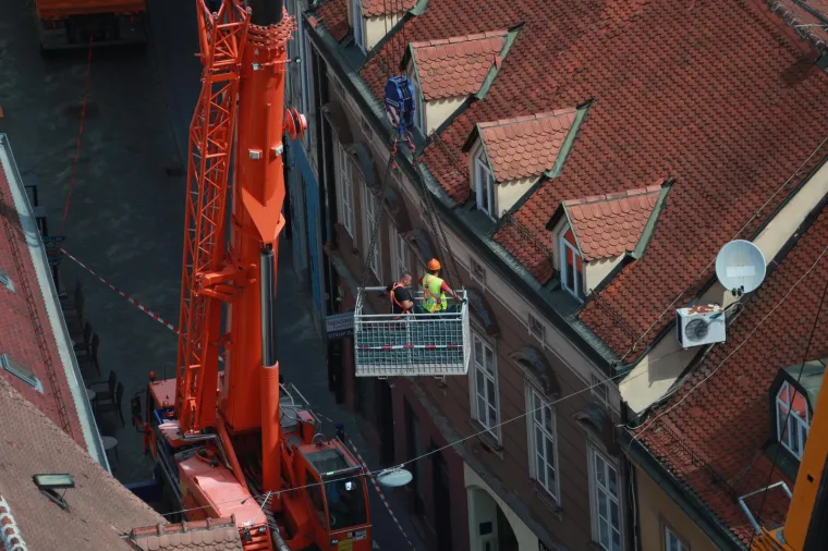 Dizalice caruju srcem Zagreba: Počela sanacija Radićeve ulice od posljedica potresa