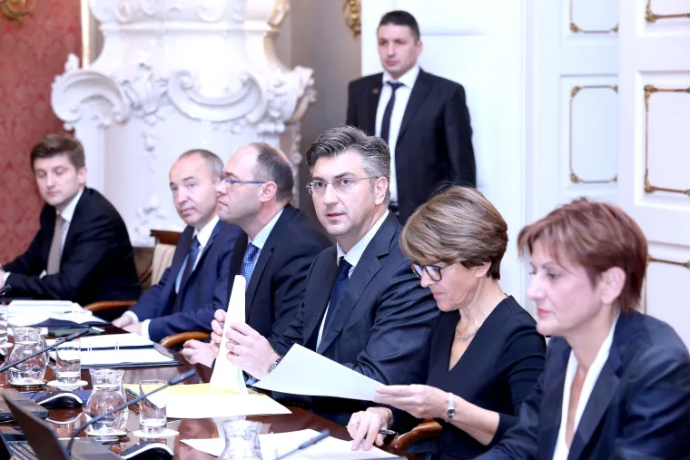 Razlike drastične! Evo kakva je Plenkovićeva vlada bila na početku, a kako je dočekala i kraj mandata