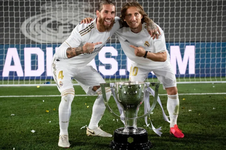 Sergio Ramos i Luka Modrić
Foto: Profimedia
La Liga / Cordon Press
Cordon Press,Image: 543962992, License: Rights-managed, Restrictions: , Model Release: no