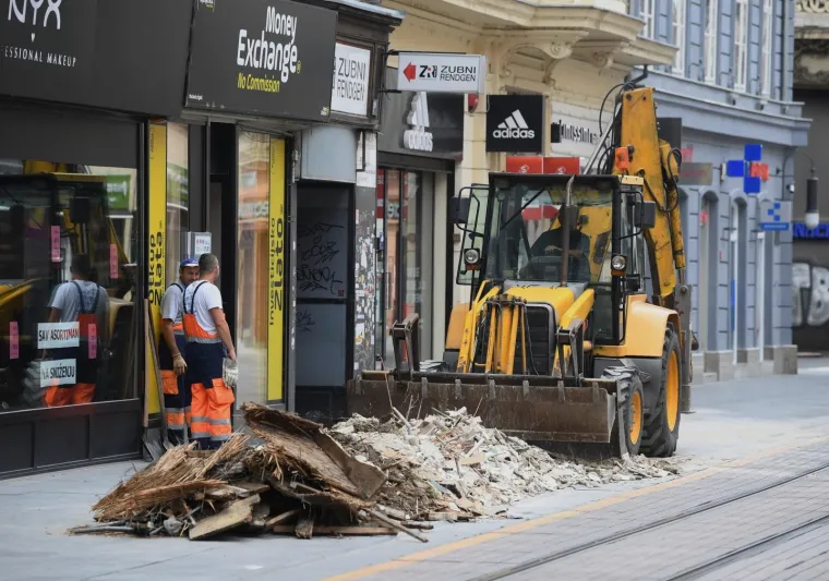 Pro&scaron;lo je točno 17 tjedana od potresa koji je prenerazio Zagreb: Zakona o obnovi jo&scaron; nema, a sanacija i dalje traje