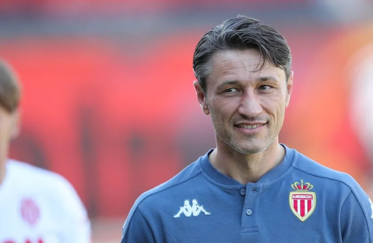 Samo dva dana nakon &scaron;to je postao trener Monaca, hrvatski stručnjak Niko. Kovač imao je premijeru. Njegova momčad odigrala je primateljsku utakmicu s belgijskim St. Liegeom. I nije se proslaivo. Monaco je u 20. minuti poveo golom Geubbelsa, a Belgijcu su u samoj zavr&scaron;nici kreirali preokret. Avenatti je zabio u 89., svoj pri gol a u trećoj minuti sudačke nadoknade dru za konačnih 2:1.