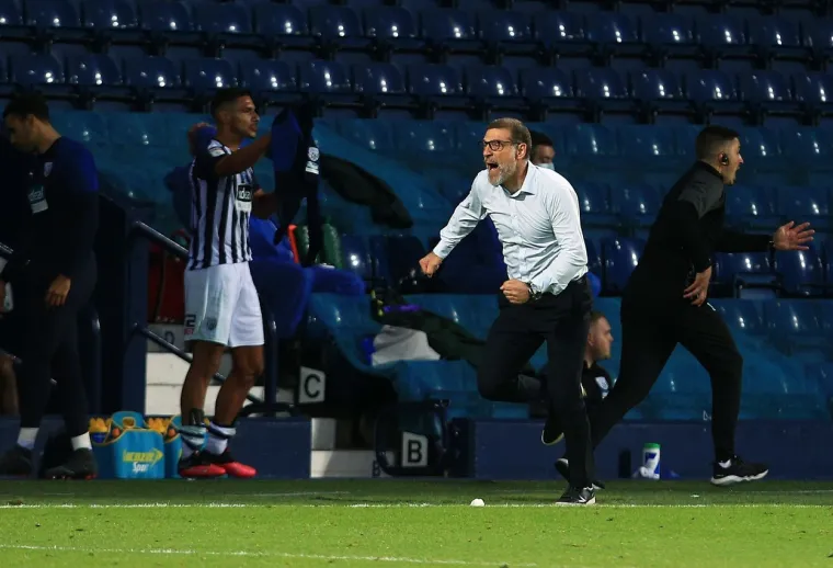 FE&Scaron;TA NA TRAVNJAKU, IGRAČI OKUPALI BILIĆA: Pogledajte &scaron;to su zvijezde West Bwomwicha napravile biv&scaron;em izborniku