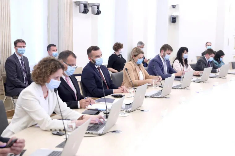 Prvi radni dan: Nova Vlada Andreja Plenkovića održala prvu sjednicu