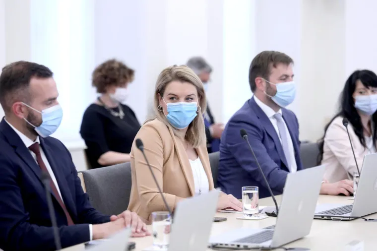 Prvi radni dan: Nova Vlada Andreja Plenkovića održala prvu sjednicu