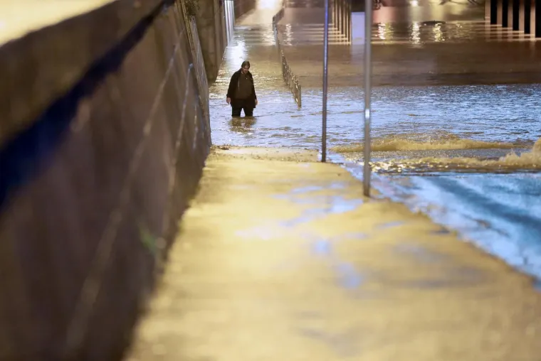VELIKA FOTOGALERIJA POTOPA: Pogledajte scene koje su jučer proživljavali Zagrepčani