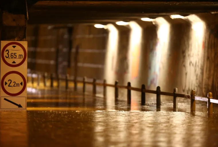 VELIKA FOTOGALERIJA POTOPA: Pogledajte scene koje su jučer proživljavali Zagrepčani