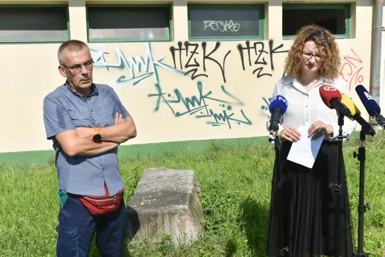 Epilog potopa u Zagrebu: Ogorčeni Trnjani napali predstavnike Hrvatskih voda