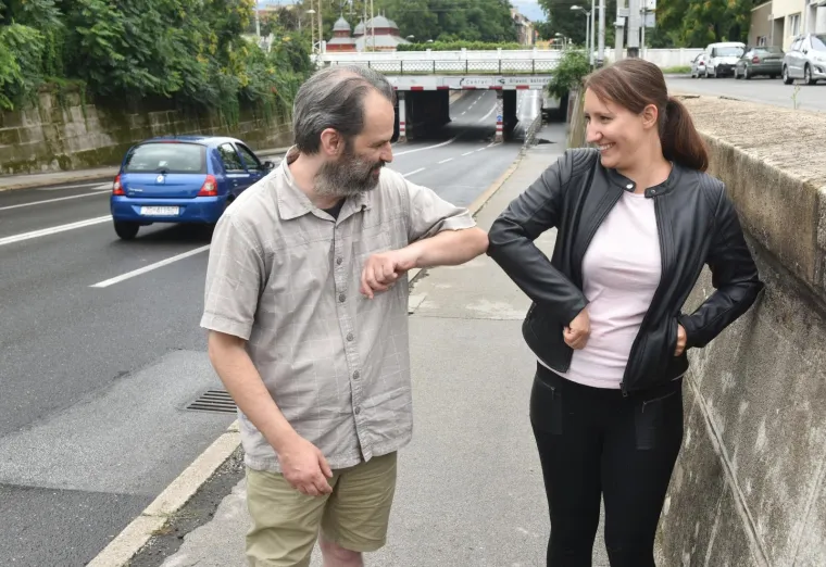 Njezinom herojstvu poklonila se cijela Hrvatska: Neustra&scaron;iva Mirna spasila je Josipa iz auta koji je tonuo