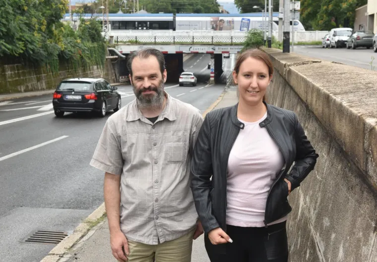 Njezinom herojstvu poklonila se cijela Hrvatska: Neustra&scaron;iva Mirna spasila je Josipa iz auta koji je tonuo