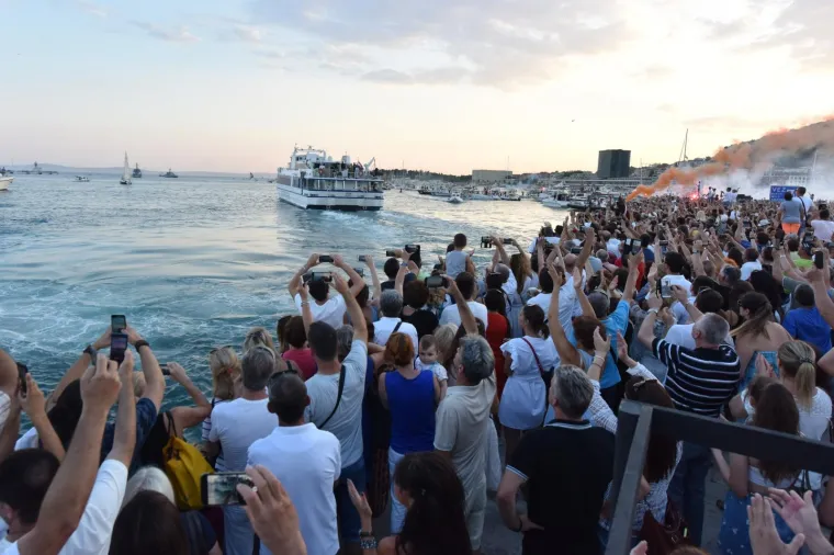 Prije 2 godine preminuo je Oliver: Ispraćaj za pamćenje prenosili su i svjetski mediji