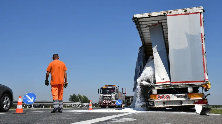 Sudar dva kamiona na autocesti A3 kod Slavonskog Broda