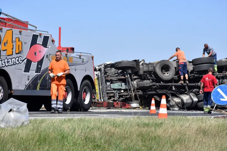 Sudar dva kamiona na autocesti A3 kod Slavonskog Broda